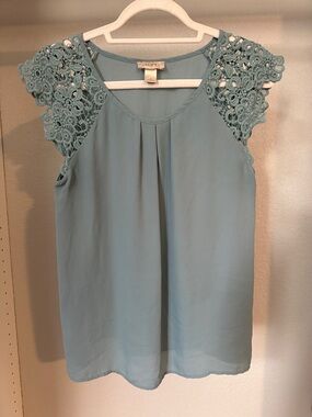 LOFT Blue Lace Cap Sleeve Shell